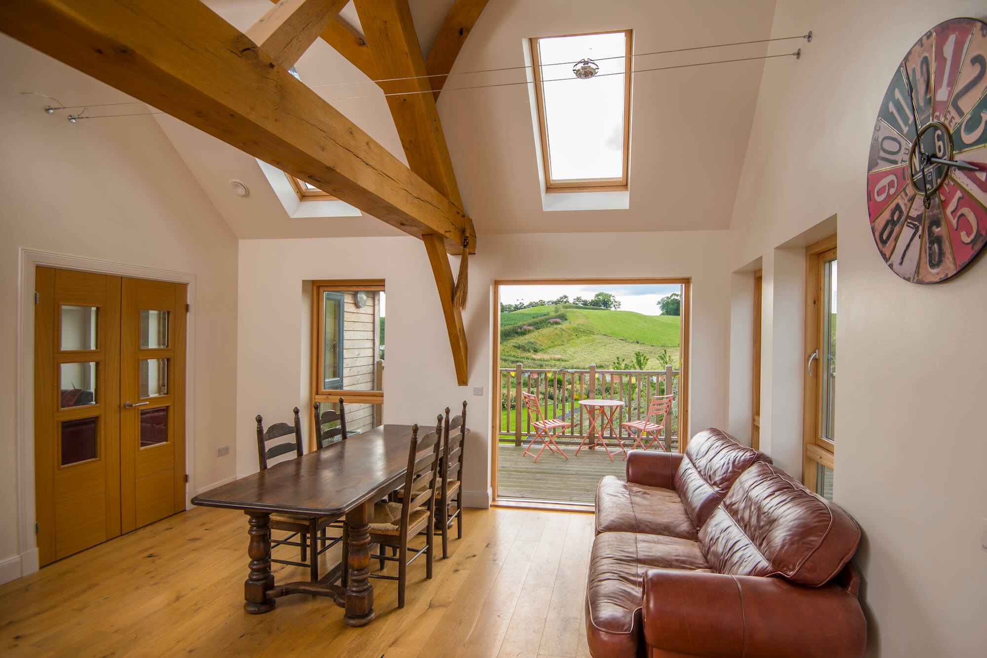 Larch Dining room