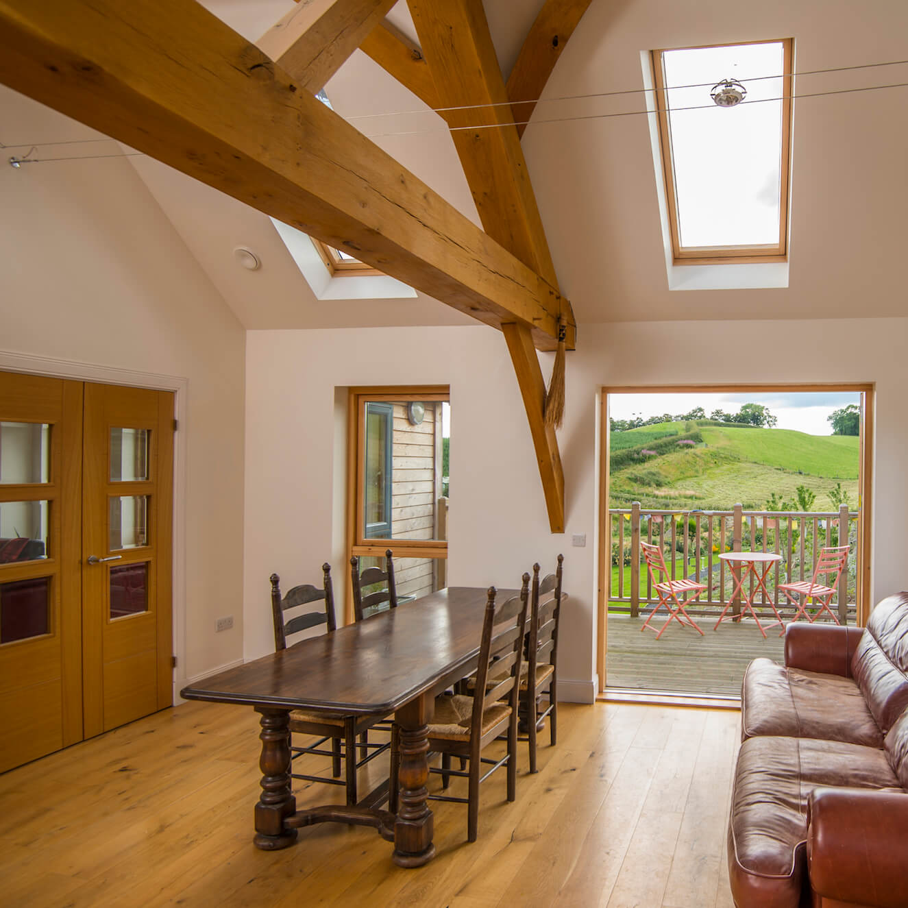 Larch Dining room